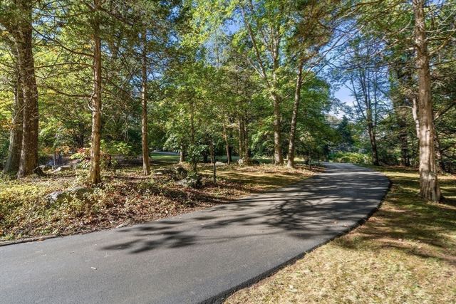 59 Russett Hill Road, Sherborn, MA 01770