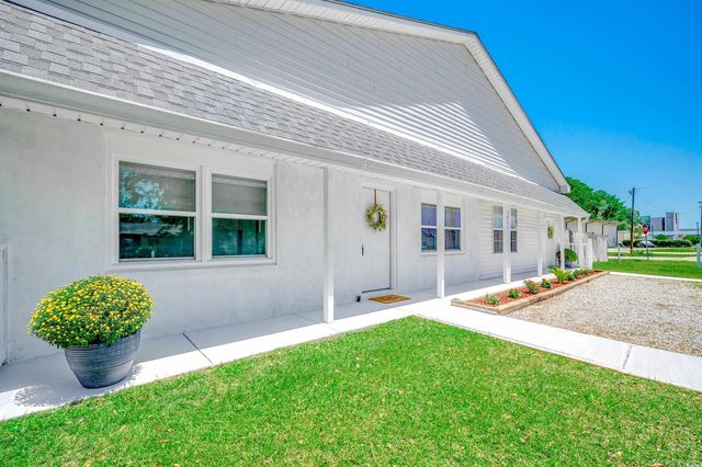 5002 Watergate Dr., Myrtle Beach, SC 29588