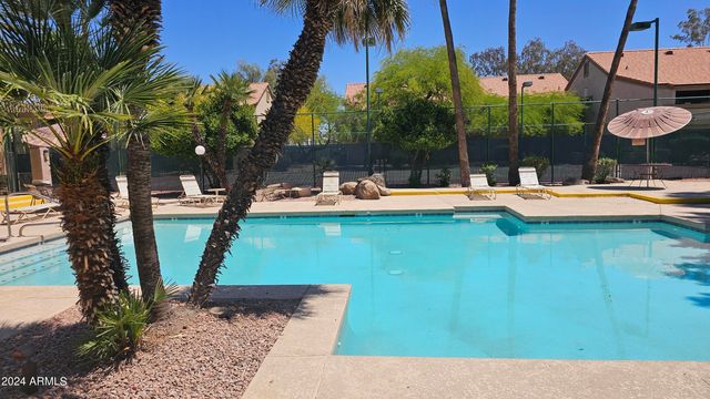 1287 N ALMA SCHOOL Road 164, Chandler, AZ 85224