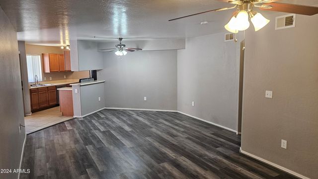 1287 N ALMA SCHOOL Road 164, Chandler, AZ 85224