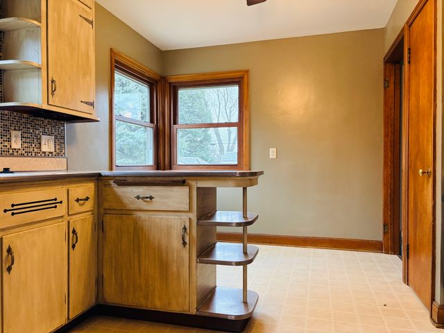 5003 Arlington Street, Loves Park, IL 61111