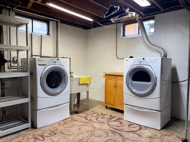 5003 Arlington Street, Loves Park, IL 61111