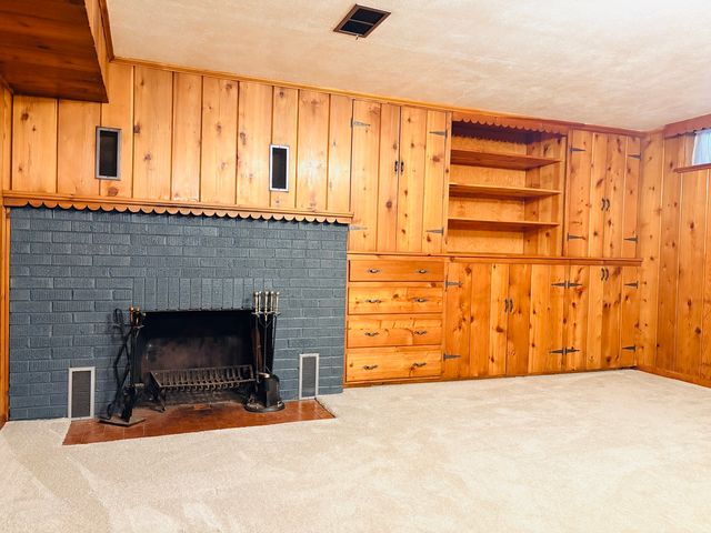 5003 Arlington Street, Loves Park, IL 61111