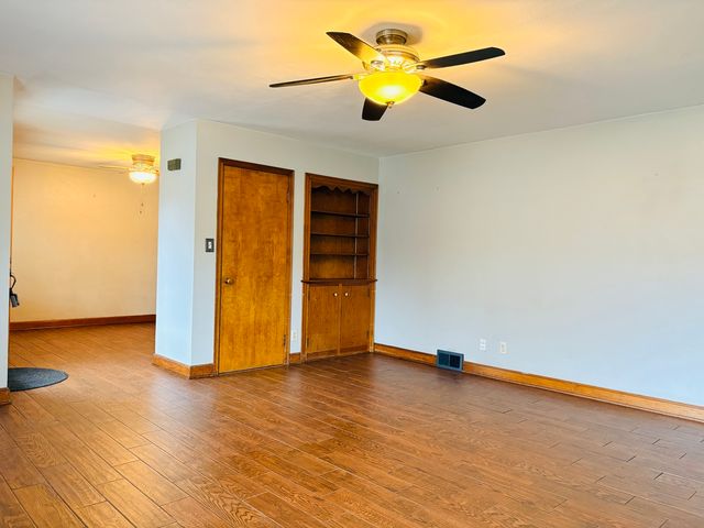 5003 Arlington Street, Loves Park, IL 61111