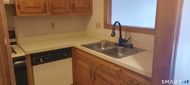 366 Ash Street APT 12, Windham, CT 06226