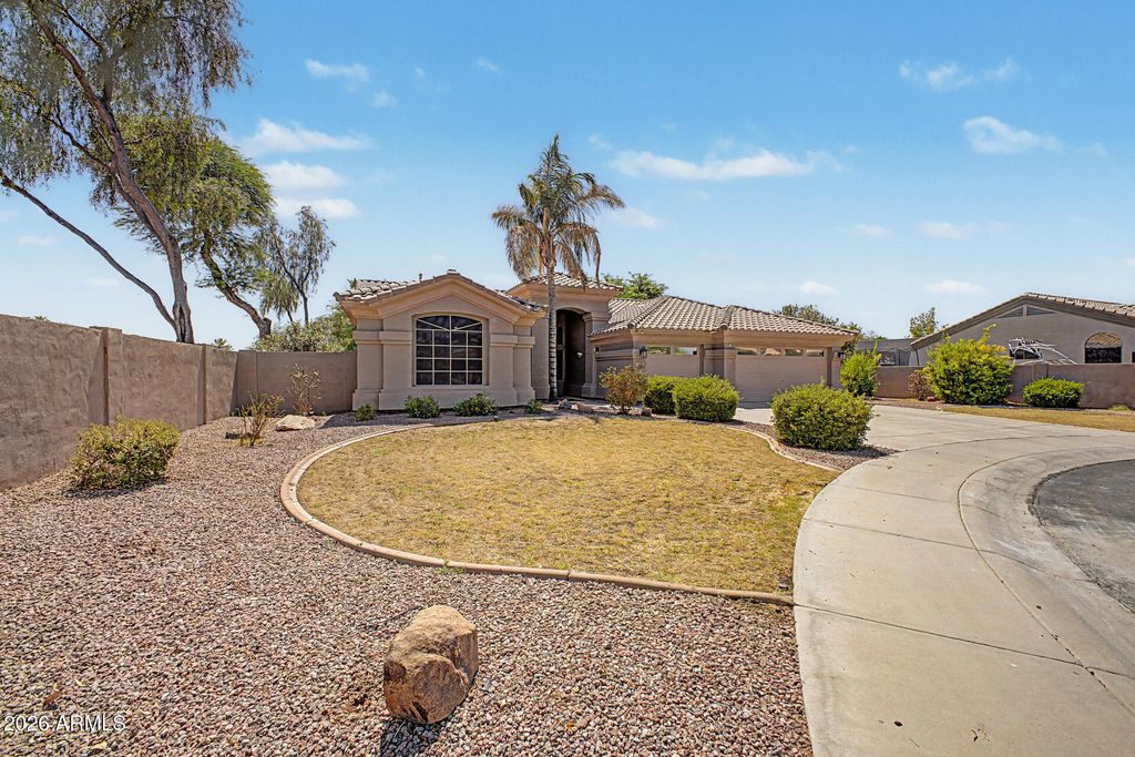 2160 S BOULDER Court, Gilbert, AZ 85295 — photo 2