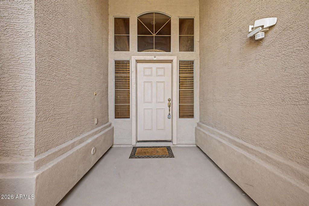 2160 S BOULDER Court, Gilbert, AZ 85295 — photo 4