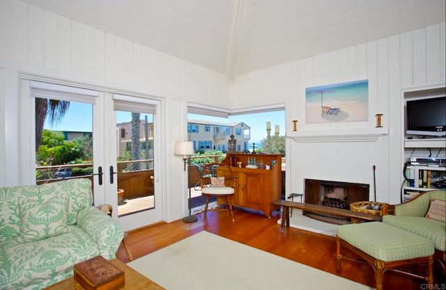 2001 Ocean Front, Del Mar, CA 92014