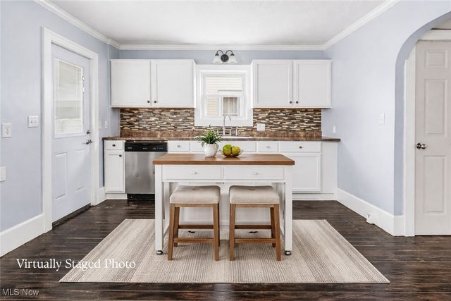 819 Race Street, Dover, OH 44622