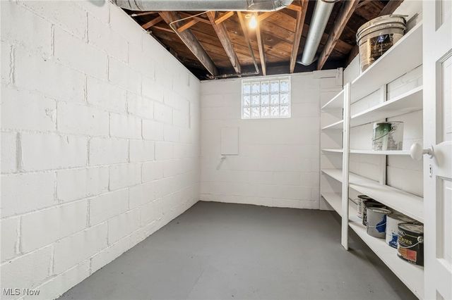 819 Race Street, Dover, OH 44622