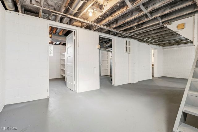 819 Race Street, Dover, OH 44622