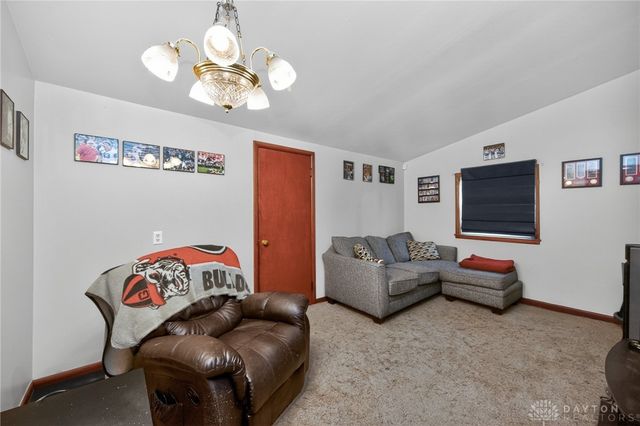 70 Suncrest Drive, Lebanon, OH 45036