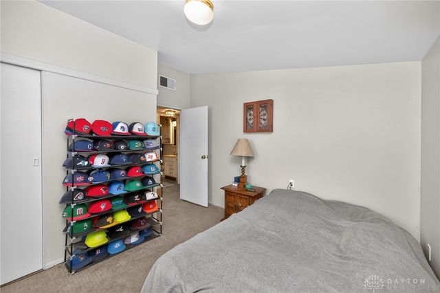 70 Suncrest Drive, Lebanon, OH 45036