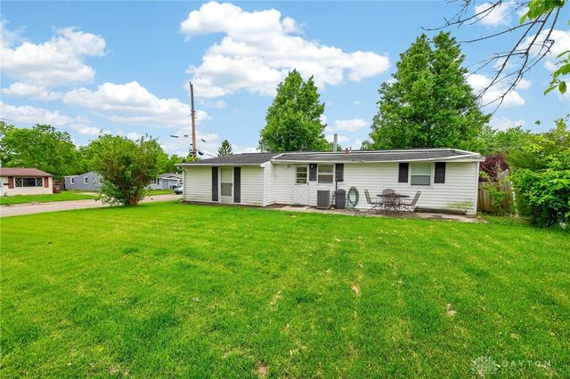 70 Suncrest Drive, Lebanon, OH 45036