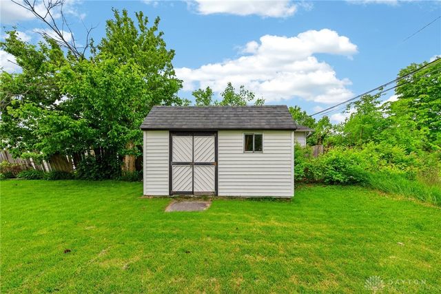70 Suncrest Drive, Lebanon, OH 45036