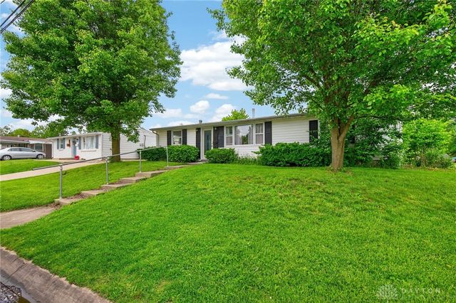 70 Suncrest Drive, Lebanon, OH 45036