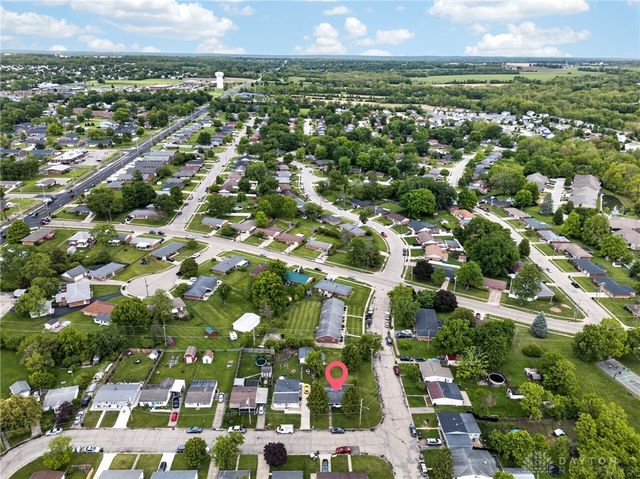 70 Suncrest Drive, Lebanon, OH 45036
