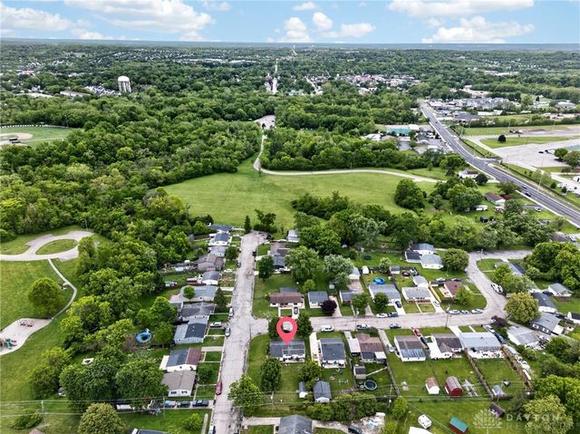 70 Suncrest Drive, Lebanon, OH 45036