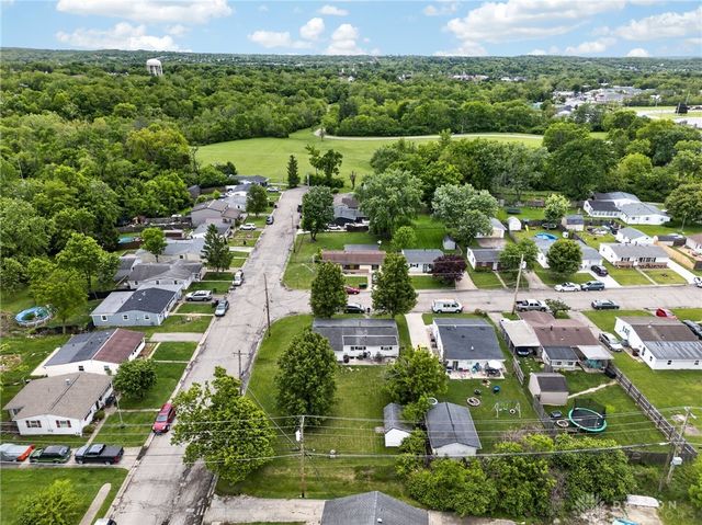 70 Suncrest Drive, Lebanon, OH 45036
