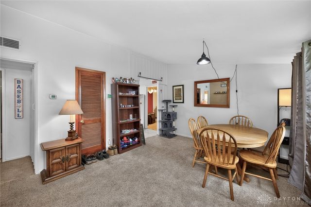 70 Suncrest Drive, Lebanon, OH 45036