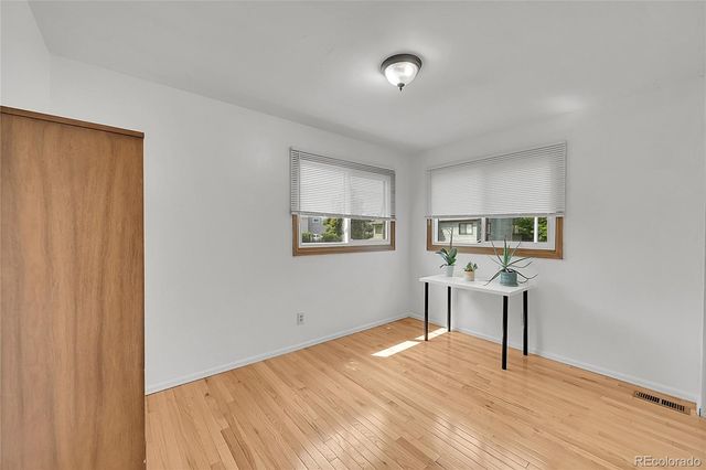 10430 W Jewell Avenue B, Lakewood, CO 80232