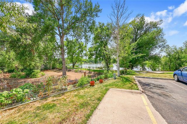 10430 W Jewell Avenue B, Lakewood, CO 80232