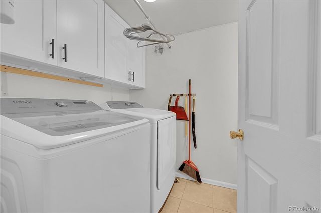 10430 W Jewell Avenue B, Lakewood, CO 80232