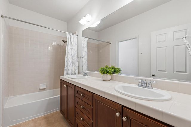 1395 Standish Cir, Lincoln, CA 95648