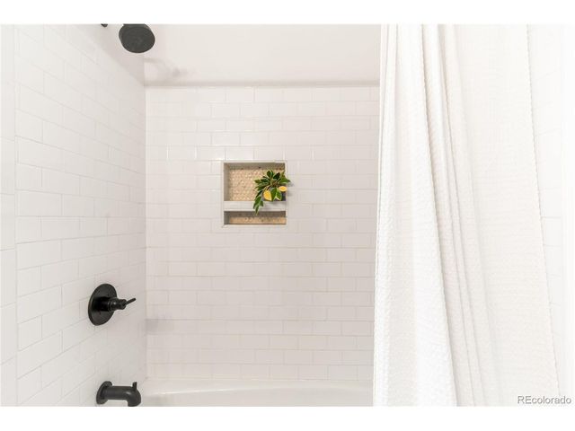 622 Cook St, Denver, CO 80206