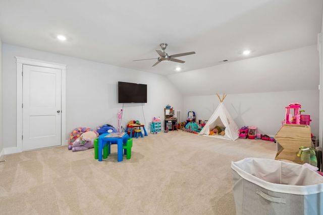 169 Huguenot Trail, Huger, SC 29450