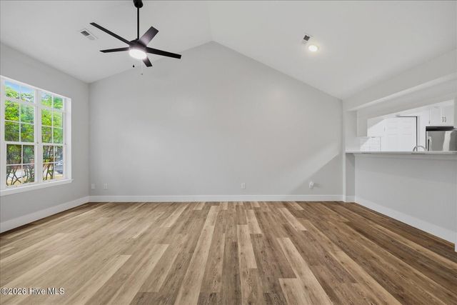 1406 Faulkenberry Road, Wilmington, NC 28409