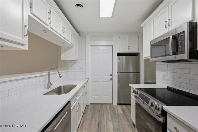 1406 Faulkenberry Road, Wilmington, NC 28409