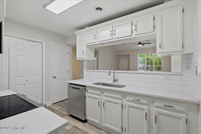 1406 Faulkenberry Road, Wilmington, NC 28409