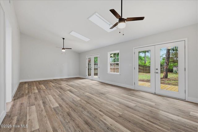 1406 Faulkenberry Road, Wilmington, NC 28409