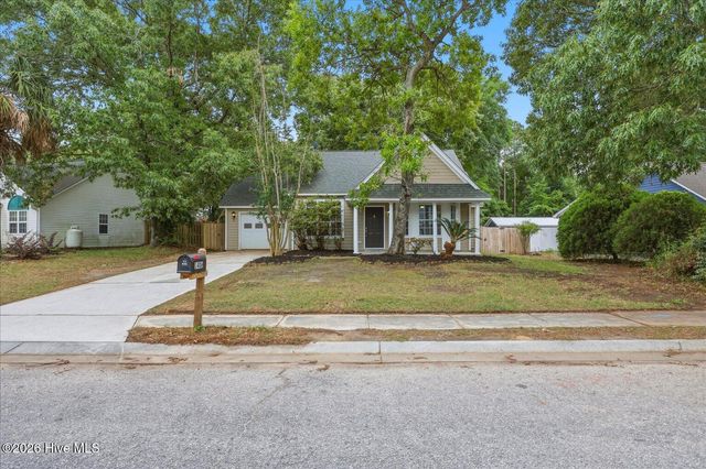 1406 Faulkenberry Road, Wilmington, NC 28409