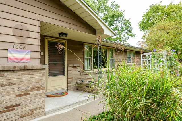 1606 Stanley Drive, Benton Twp, MI 49022