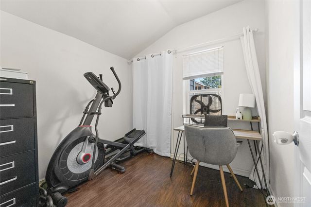 1110 S Bennett Street, Seattle, WA 98108