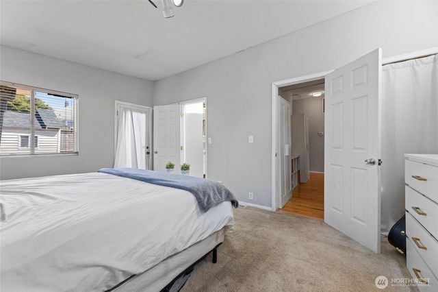 1110 S Bennett Street, Seattle, WA 98108