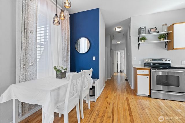 1110 S Bennett Street, Seattle, WA 98108