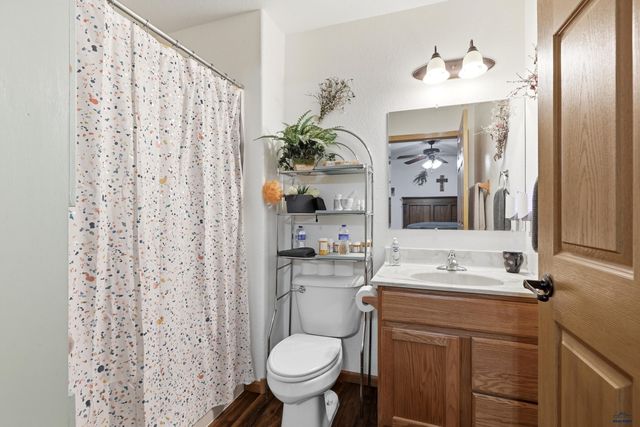 6850 MULBERRY DR, Summerset, SD 57718