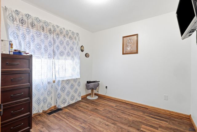 6850 MULBERRY DR, Summerset, SD 57718