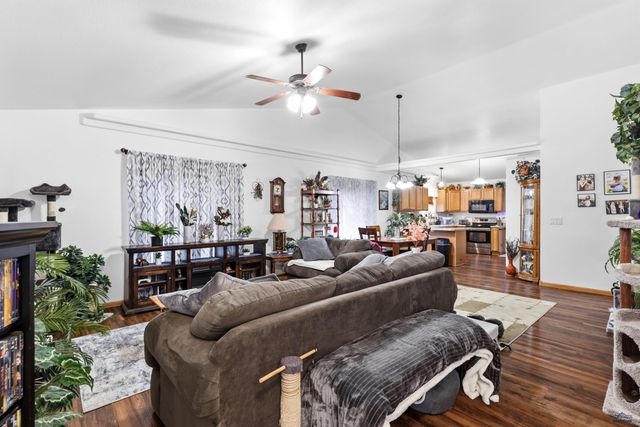 6850 MULBERRY DR, Summerset, SD 57718