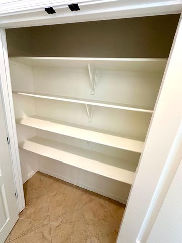 4261 N 180th Lane, Goodyear, AZ 85395