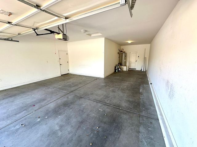 4261 N 180th Lane, Goodyear, AZ 85395