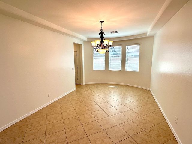 4261 N 180th Lane, Goodyear, AZ 85395