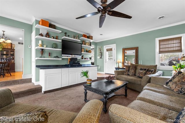 23340 Joy Street, Saint Clair Shores, MI 48082