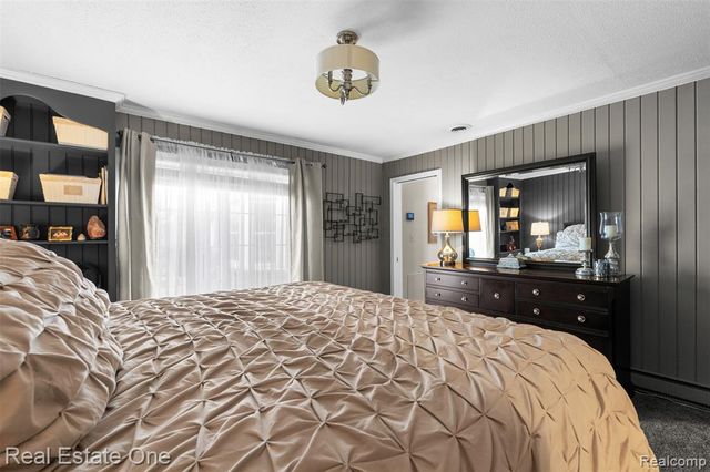 23340 Joy Street, Saint Clair Shores, MI 48082