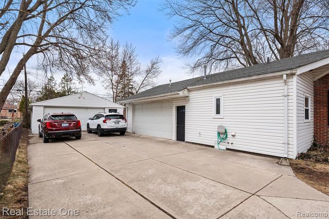 23340 Joy Street, Saint Clair Shores, MI 48082