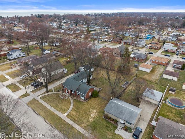 23340 Joy Street, Saint Clair Shores, MI 48082