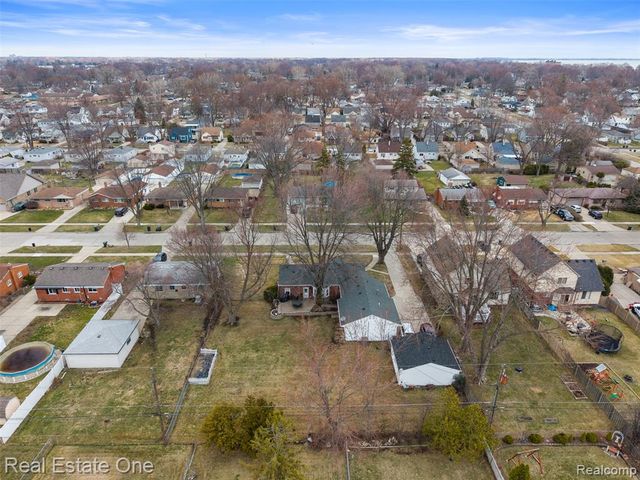 23340 Joy Street, Saint Clair Shores, MI 48082